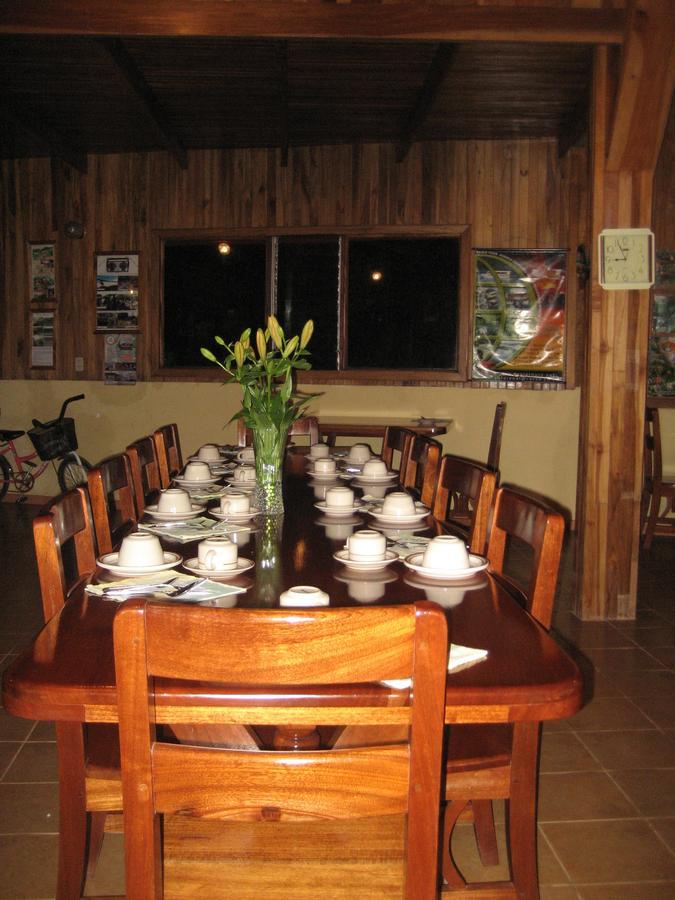 Hotel El Atardecer Monteverde Exterior photo