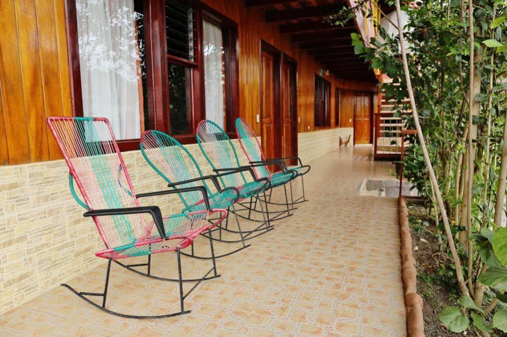 Hotel El Atardecer Monteverde Exterior photo